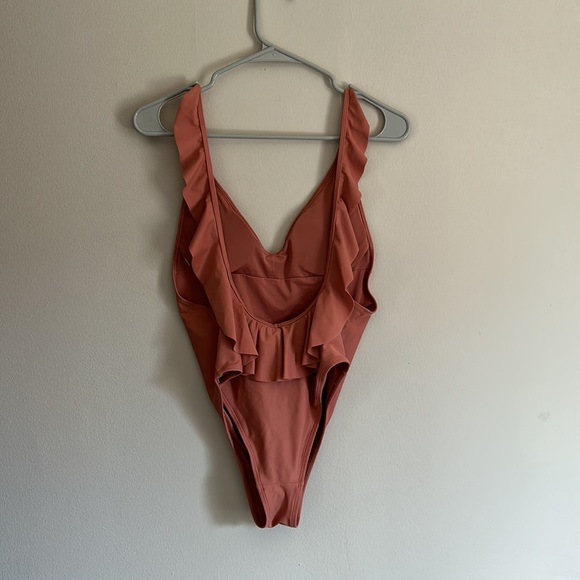 Aerie Ruffle Back One Piece Swimsuit - Picture 7 of 7